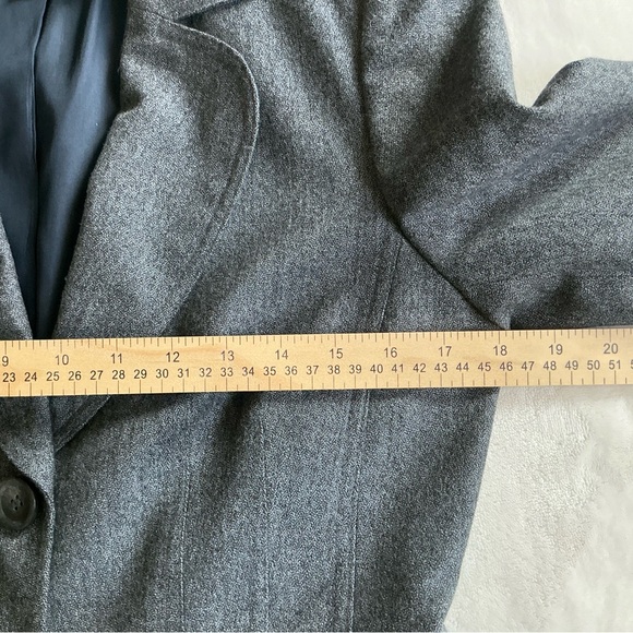 Ann Taylor Classic Career Wear Wool Tailored Lined Blazer Jacket Size 6 Gray - Picture 12 of 12